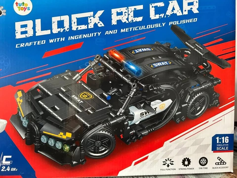 Carro a control remoto armable de 396 piezas escala 1:16 swat
