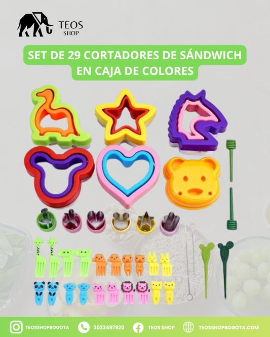 Set De 29 Cortadores De Sándwich En Caja De Colores